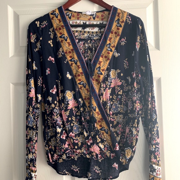 Boho faux wrap top - Picture 1 of 4
